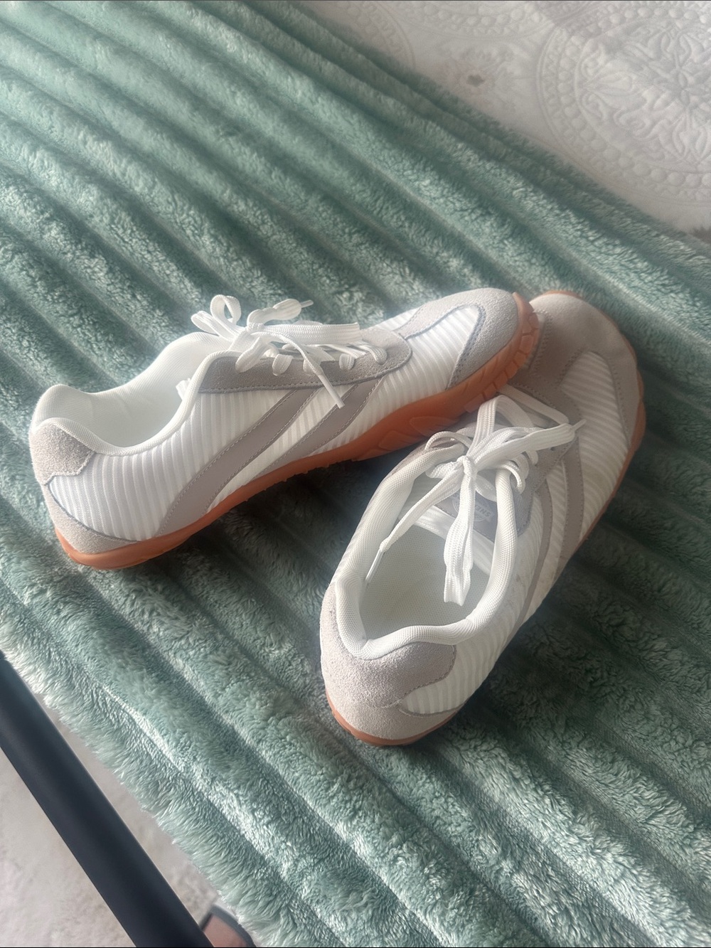 White Casual Lace-Up Sneakers with Gum Sole